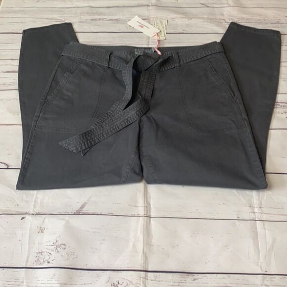 Vineyard Vines pants - Picture 2 of 8